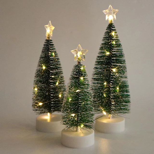 Quente Mini Árvore De Natal Pequena Árvore De Natal Com Luzes Led Árvore De  Natal Em Miniatura Com Ornamentos De Suspensão Decoração De Casa De Natal -  Árvores De Natal - AliExpress