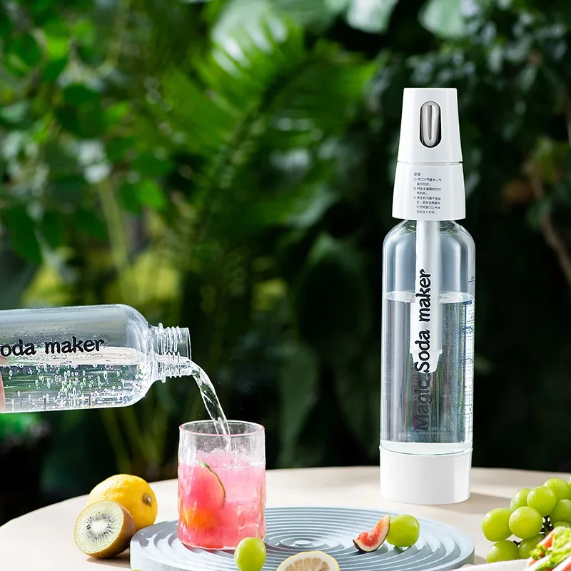Soda Bubble Water Machine 1000ml Portable Self-made Carbonated Beverage Manual Soda Water Machine DIY Sparkling Juice Lemonade