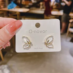 New Fashion Enamel Butterfly Stud Earrings Women Personality Beautiful Golden Rimmed Crystal Butterflies Earrings Jewelry Gift