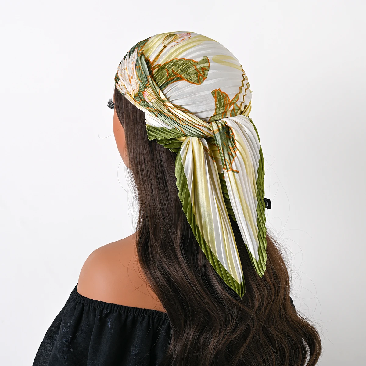 Four Seasons New 70cm Silk Pleated Scarf Print Small Scarves Square Scarf Satin Neckerchief Decorative Headscarf Bandana