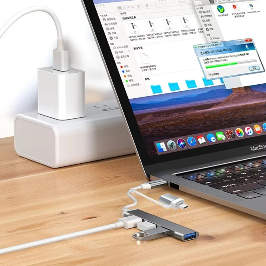 High-Speed 4-in-2 USB Type-C Hub with Enhanced Data Transfer