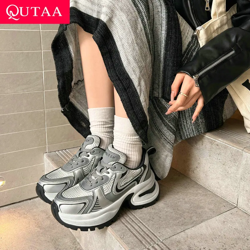 

QUTAA 2024 Women Sneakers Spring Autumn Four Season Shoes Woman Med Heel Splicing Lace-Up Leisure Platforms Casual Size 35-40