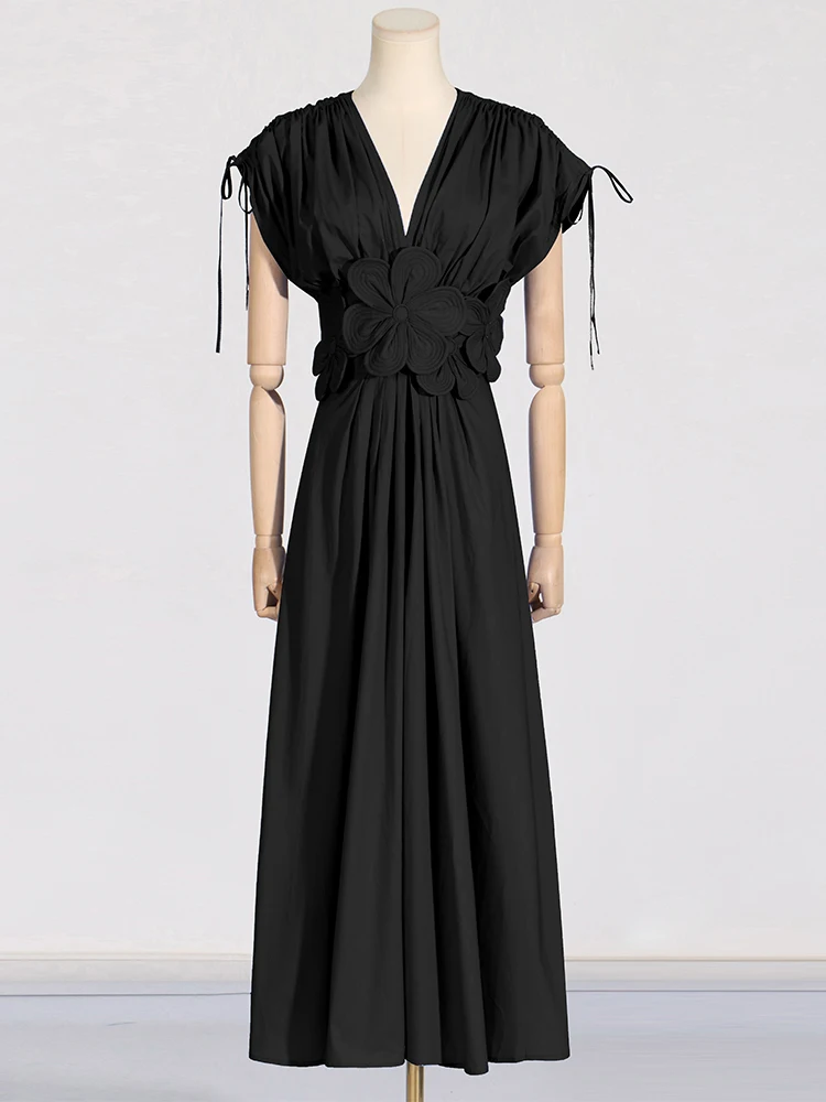 فستان أنيق مزين بالفيونكة