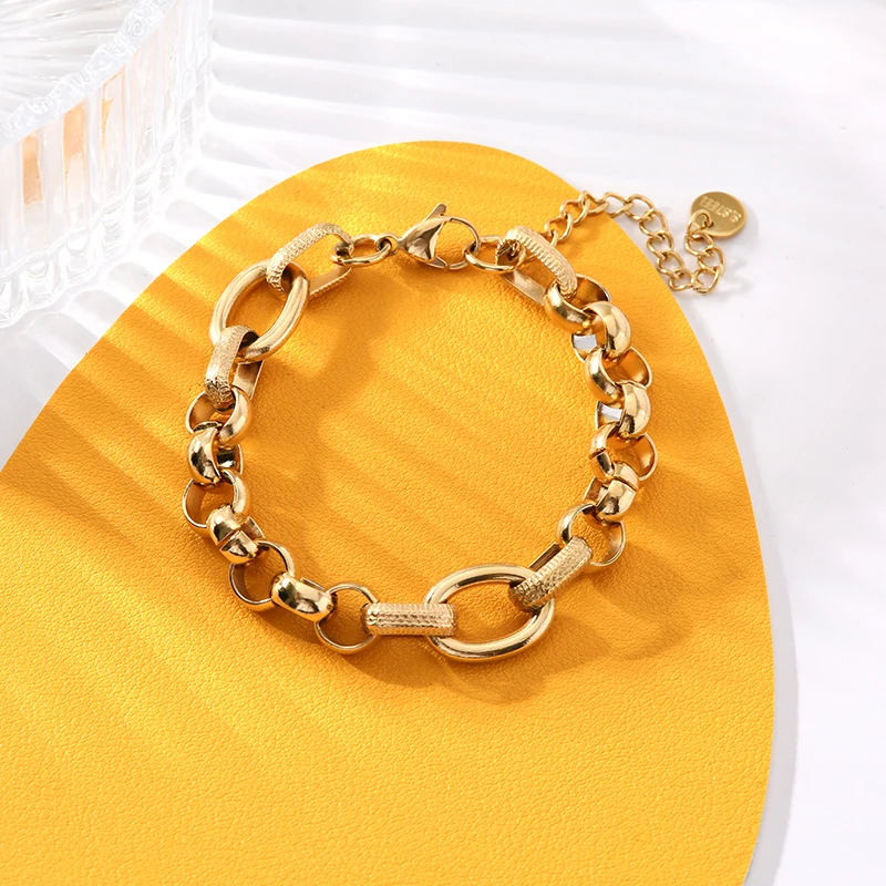 Bracciale Donna Livi Oro 18K: Piccoli Cuori In Acciaio Inox 316L - 15,5 Cm + 4 Cm Catena - Day.berlin
