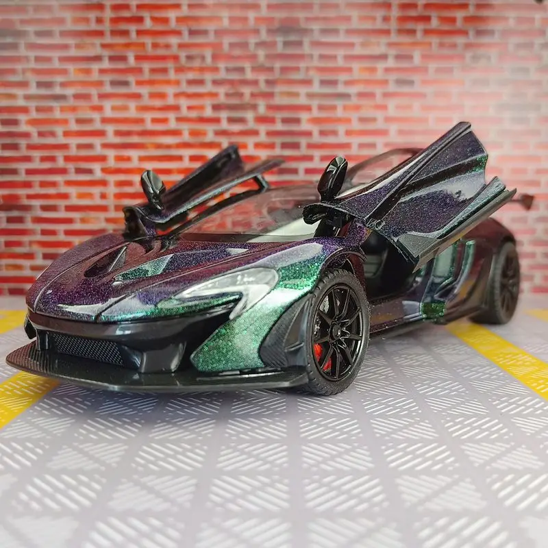 1:24 Alloy Car Model with Functional Doors and Hood, Sound and Light Features, Collector's Edition