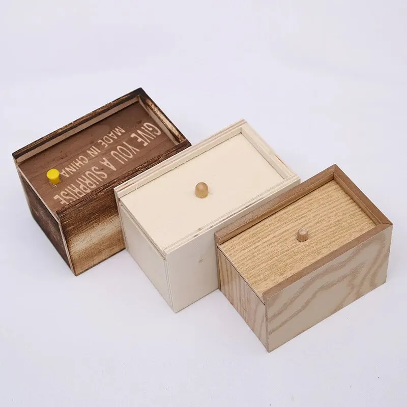 New Tricks Spider Funny Horror Box Wooden Hidden Box Quality Prank Wooden Horror Fun Games Prank Skills Friends Office Toys