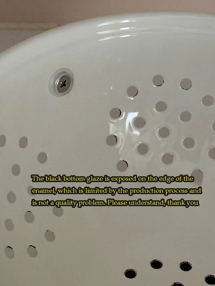 Panier à fruits en émail rose vintage