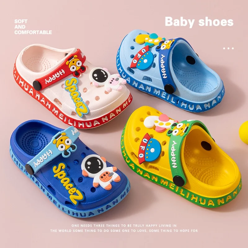 Summer Kids Beach Sandals EVA Ultra-light Boys Girls Baby Non-slip Soft Sole Toe-cap Astronaut UFO Sandals and Slippers, kids sandals,garden clogs shoes,eva house slippers