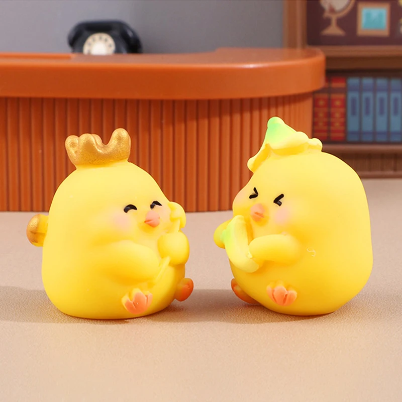 Figurines Miniatures Cute Yellow Chicken Animal Micro