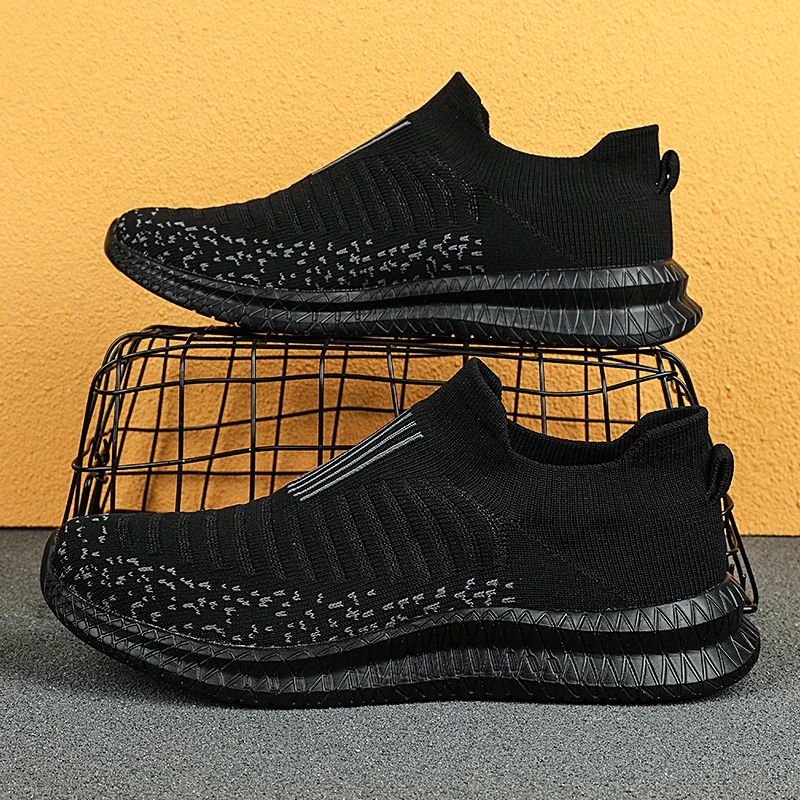 New 2023 Running Shoes For Men Black Breathable Men's Sneakers Classic Fashion Comfortable Walking Shoe Travel Masculin Sneakers