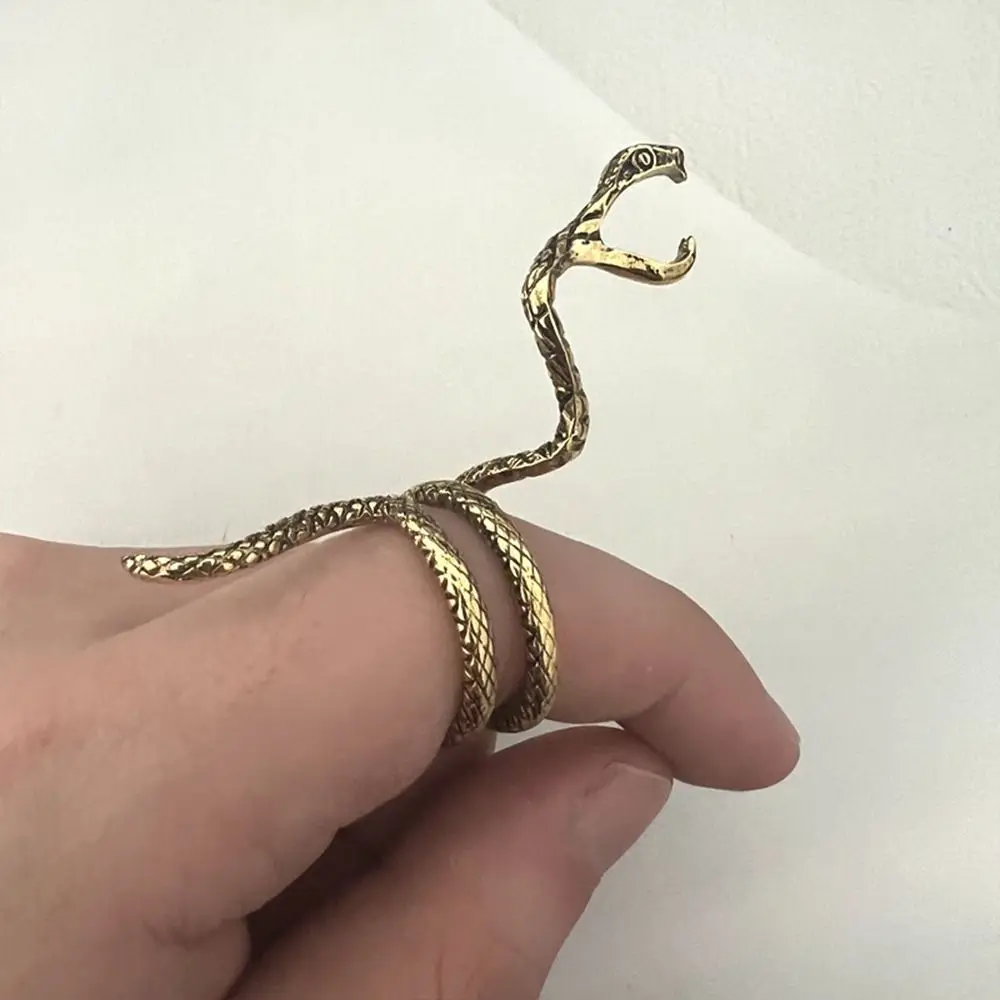 

Punk Cool Trend Dragon Rings Creative Cigarette Holder Rack Finger Clip Smoke Gadgets For Man Rings Gifts Accessories