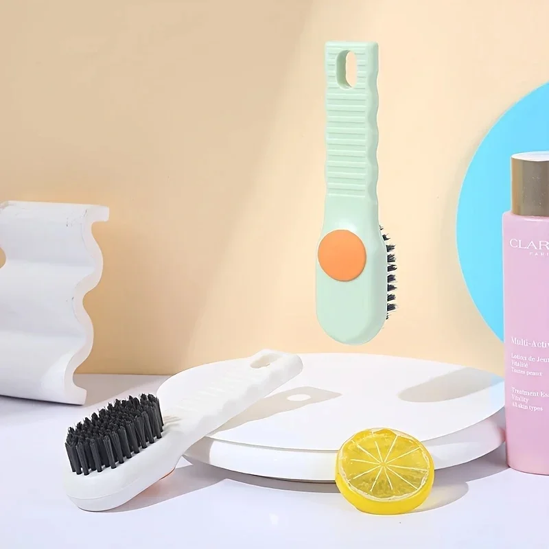 A shoe brush with a liquid container, multifunctional shoe brush, household shoe brush, press cleaning brush, long handled shoe