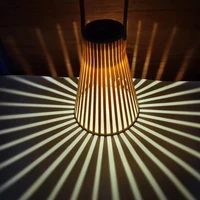 Feriales Solar-Hängelaterne in Rattan-Optik – IP44 Wasserdicht & Wetterfest – Dekorative Solarleuchte für Garten, Balkon & Terrasse mit Automatik-Sensor 1