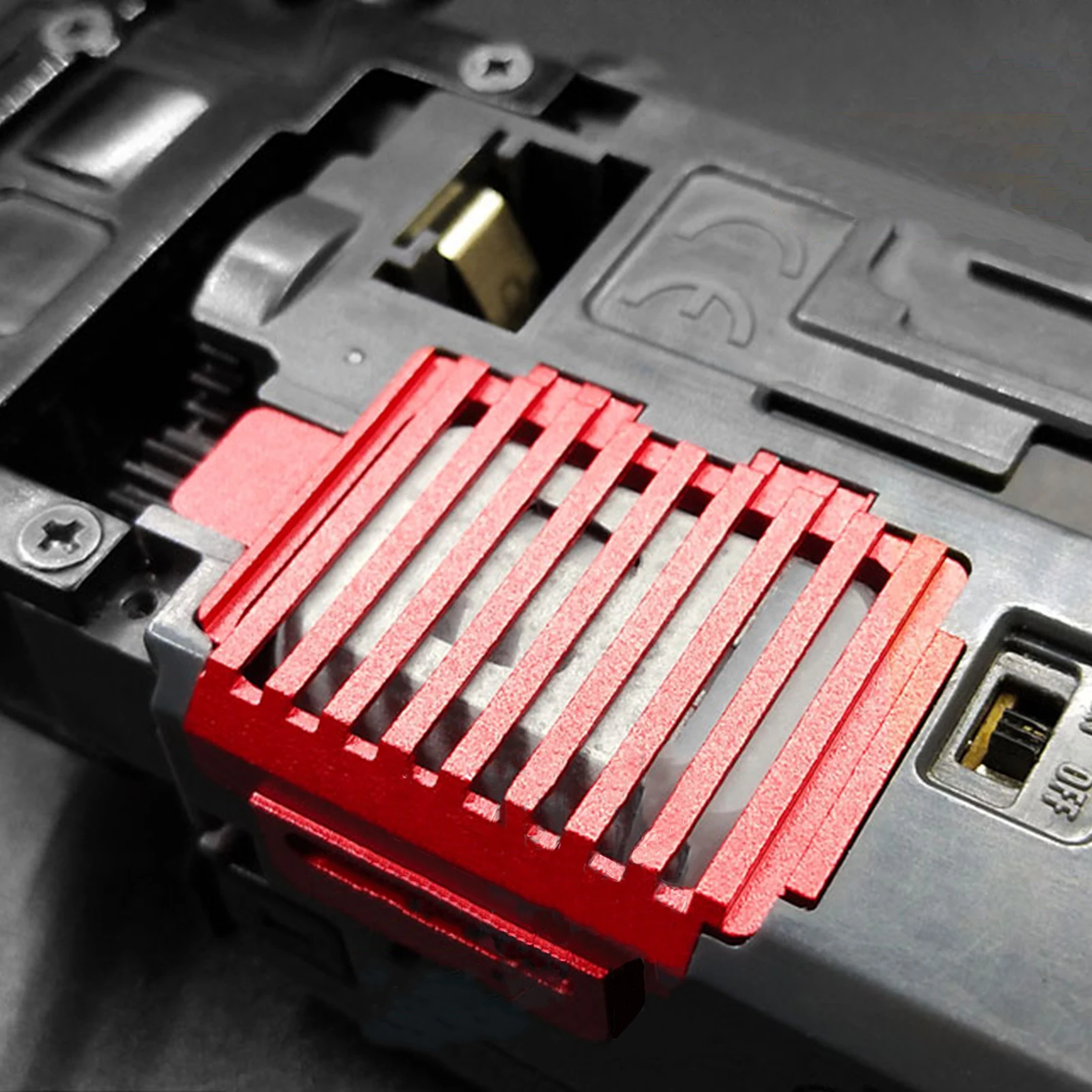 Dissipatore di calore in alluminio 14x14x6 mm – dissipazione efficace del calore Colore Zlatá