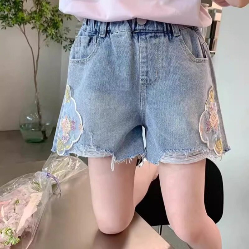 2024 Summer Girls Denim Shorts  Korean Style Fashionable 3/5 Length Cotton Casual Pants for Toddler Kids Children