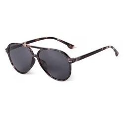 Chic Retro Aviator Sunglasses with Blue Gradient Lenses and Tortoise Frame (As Picture)