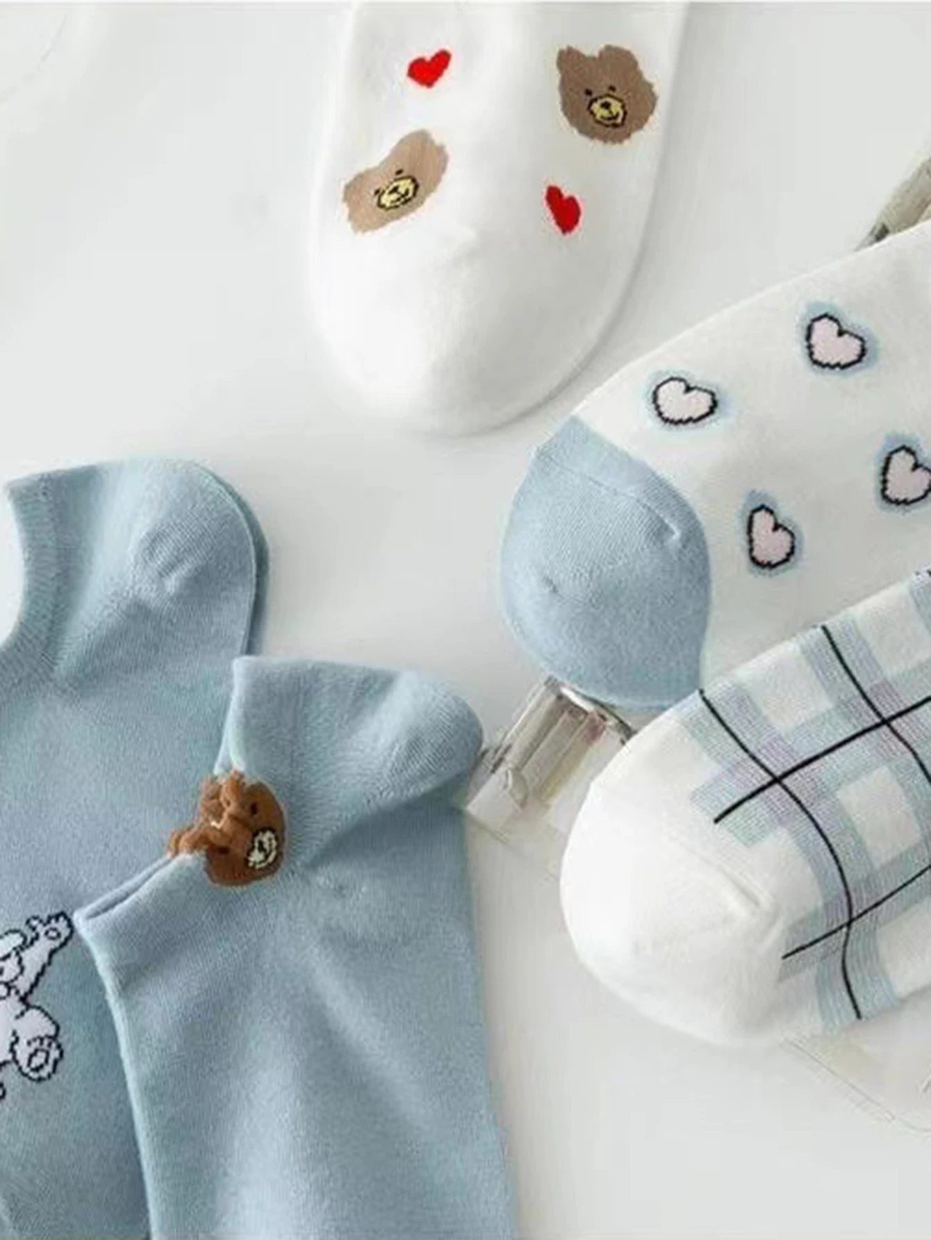 2024 New Breathable Fashion Socks 5 Pairs Low Tube Casual Women Socks With Cute Bear And Heart Pattern Standard Women Socks
