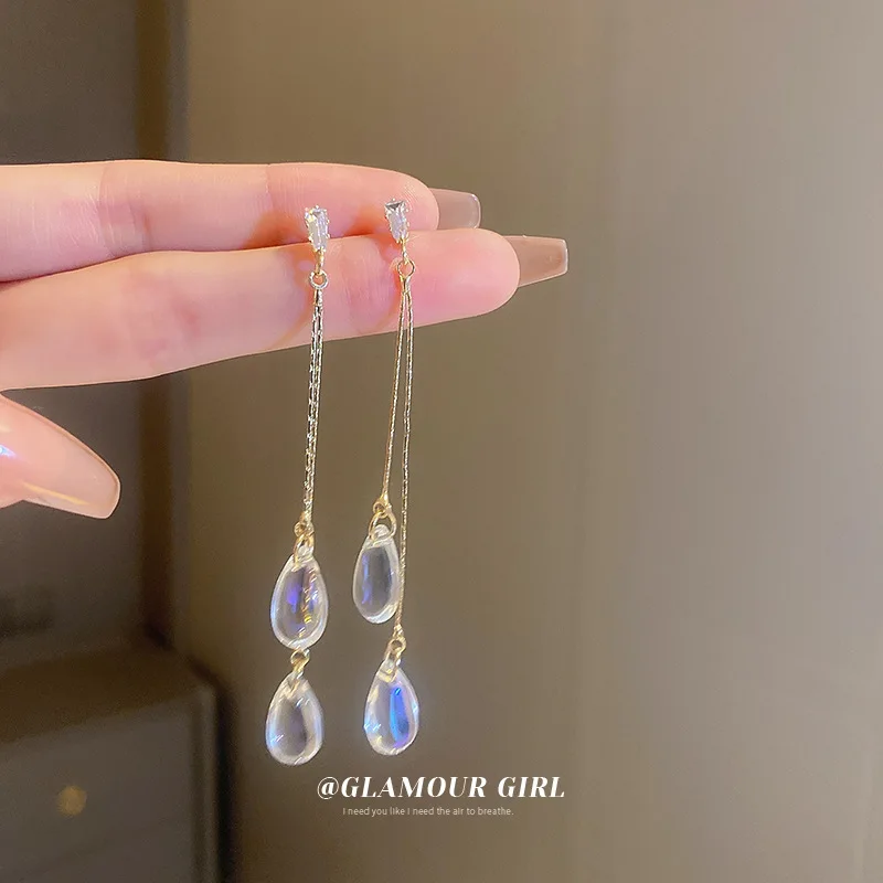 

Acrylic Water Drop Shaped Cubic Zirconia Crystal Earrings 2022 Luxury Statement Girls Party Fashion Dangling Jewelry Accessories