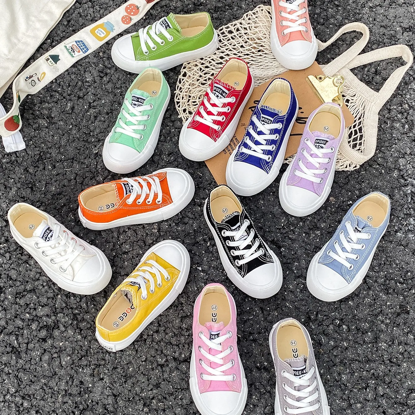 حذاء قماش بنسيج شبكي يسمح بالتهوية للأطفال ، حذاء بنعل ناعم ، قماش متعدد الاستخدامات للأطفال ، قماش عصري ، ربيع وخريف ، 5058