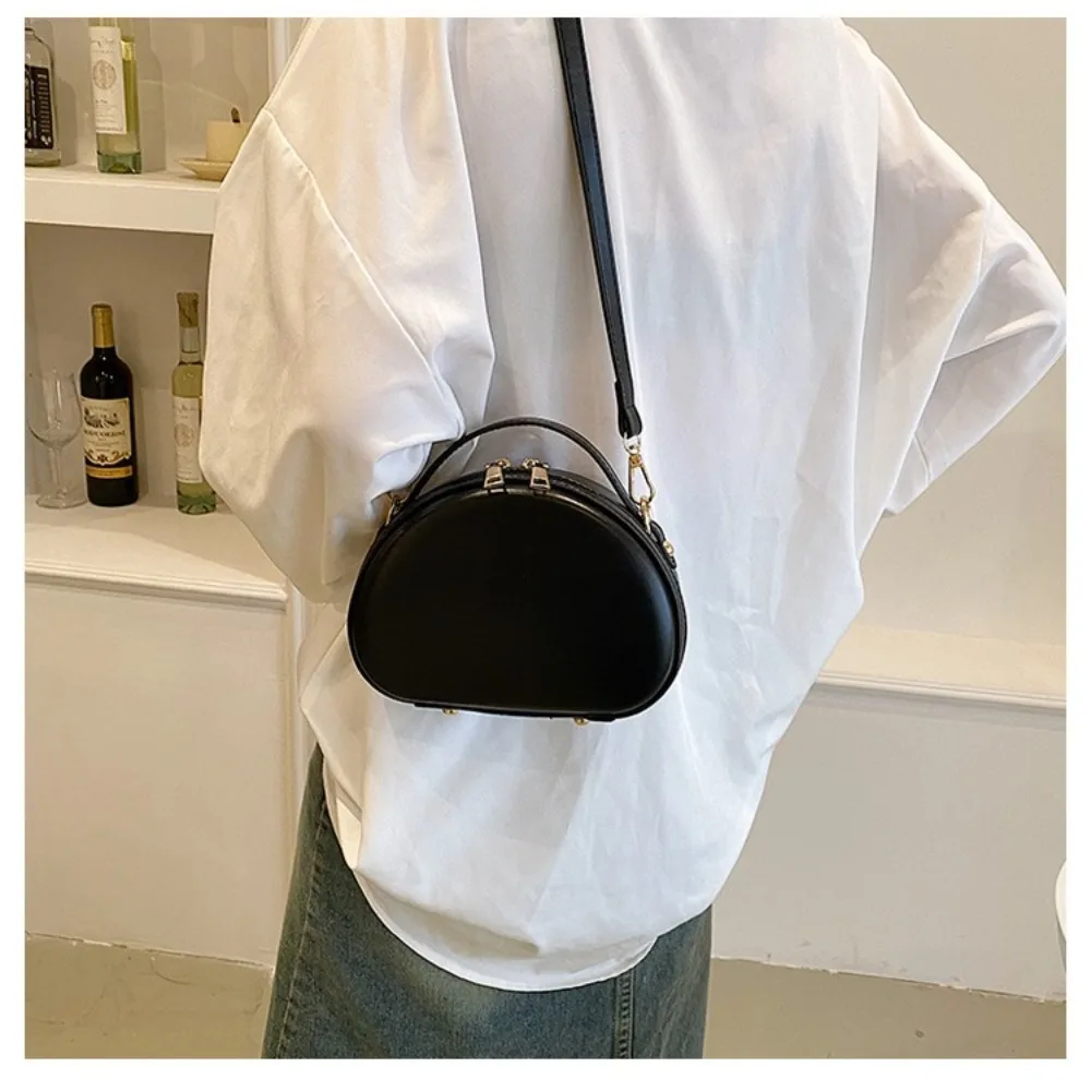 

Instagram Style Handbag 2024 High-quality PU Leather Crossbody Bag Small Half-moon Shape Shoulder Bag Versatile