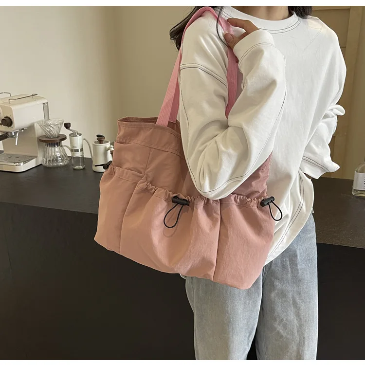 Large Capacity Tote Bag Fashion Shoulder Canvas Bag Work Commuting Bucket Bag