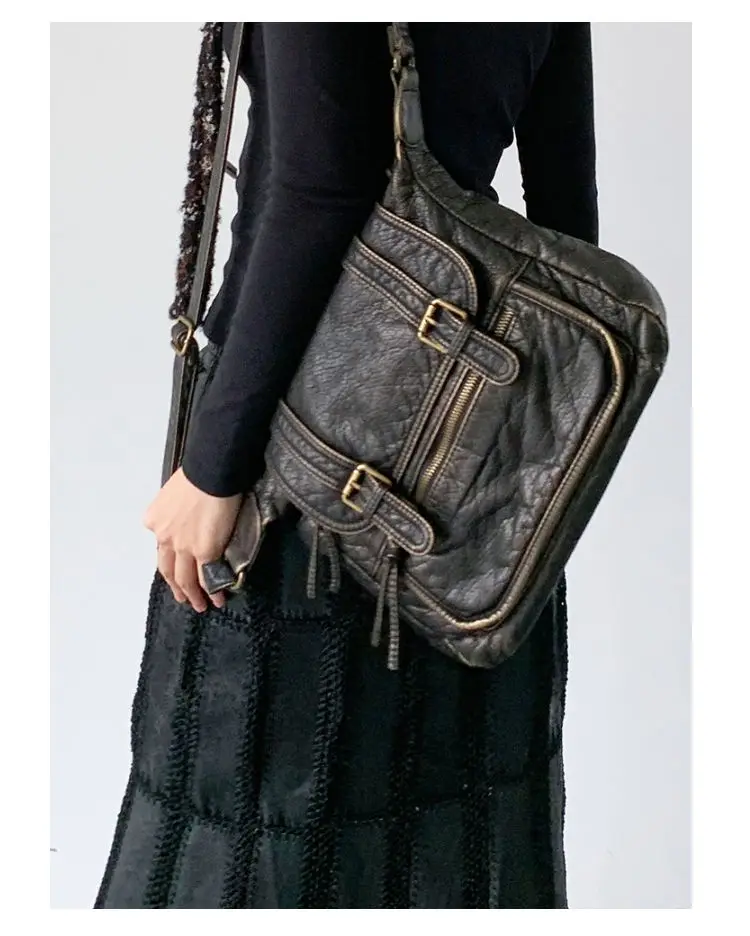バッグ vintage real leather messenger bag y2k DHgate.com:Vintage-Style Leather Messenger Bag - Y2k Grunge