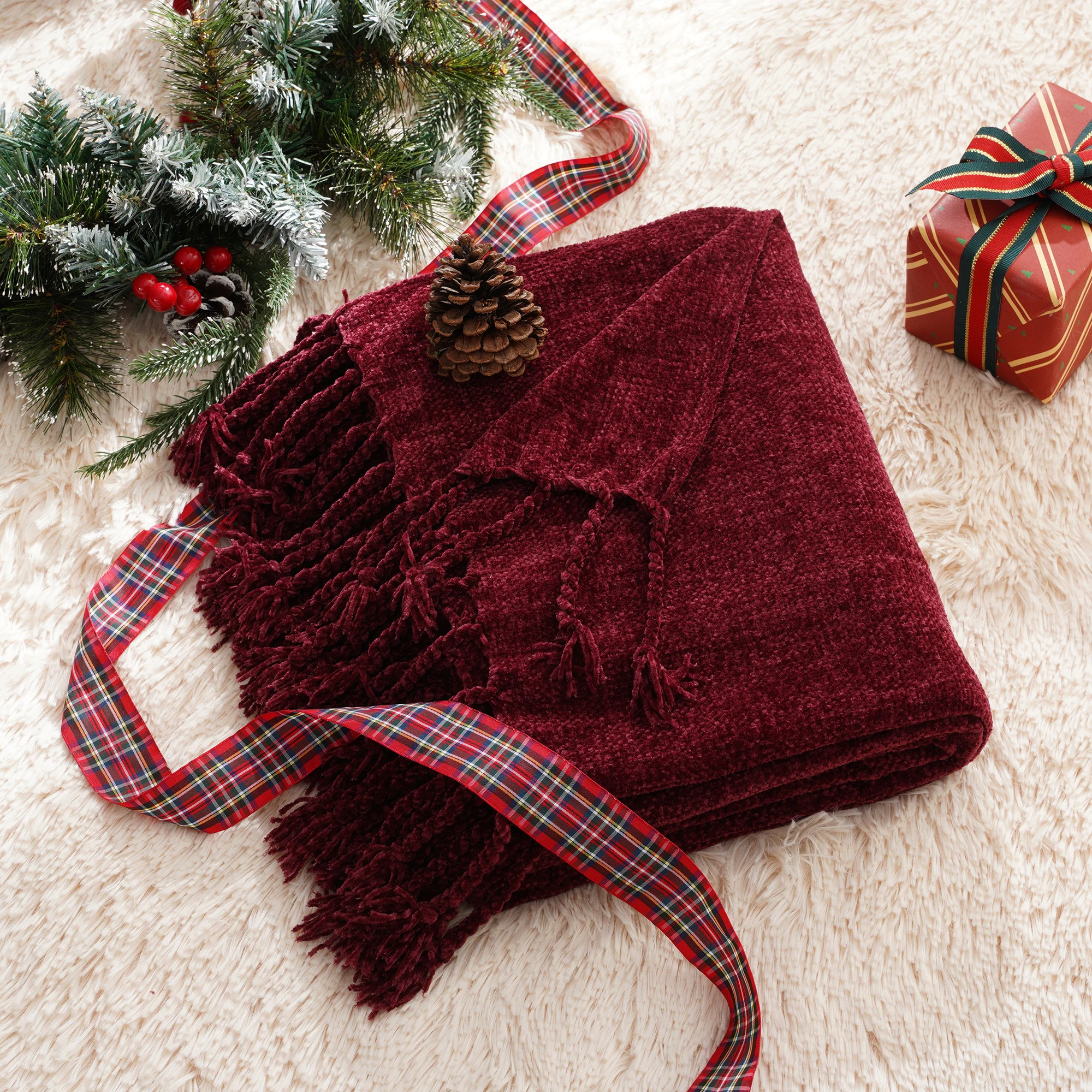 Battilo Chenille Throw Blanket With Fringe Tassels Decorative Lightweight Sofa Blanket Soft Cozy Knit Throws for Spring Decor