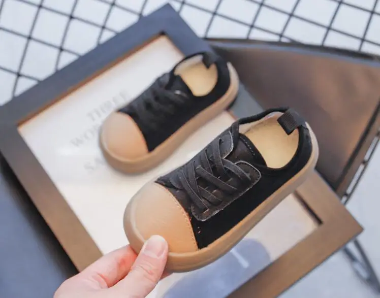

Children Canvas Shoes Boys Slip On Eyelets Girls Sneakers Kid Footwear Menino Chaussure SandQ 2024 New White Sole Protective Toe