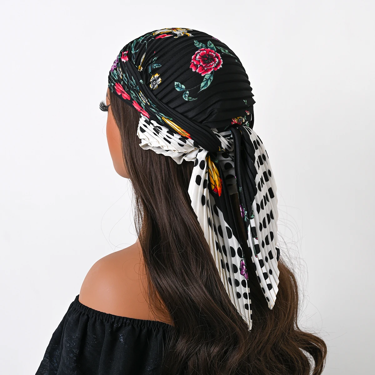 2025 New 70cm Silk Pleated Scarf Crinkled Hair Scarf Small Scarves Square Scarf Satin Neckerchief Decorative Headscarf Bandana