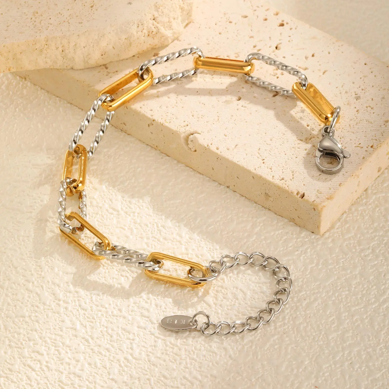 Stainless Steel Waterproof Colorful Chain Bracelet for Women