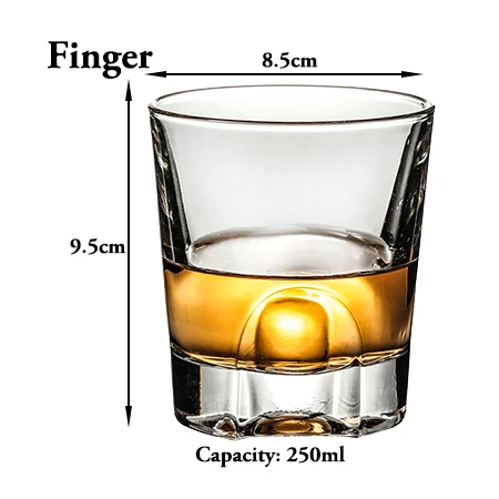Elegant Whiskey Tumbler - Premium Glassware for Cocktails and Spirits