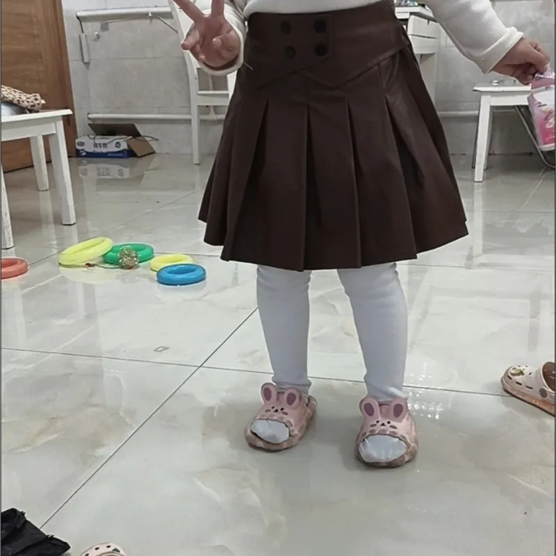 2025 새로운 봄 가을 여름 여자 어린이 PU 가죽 짧은 스커트 패션 캐주얼 편안한 귀여운 어린이 의류