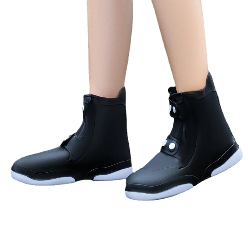 New Women Men Fashion Non-slip Shoes Covers Waterproof Unisex Silicone Shoes Protector Outdoor Reusable Boots Cover