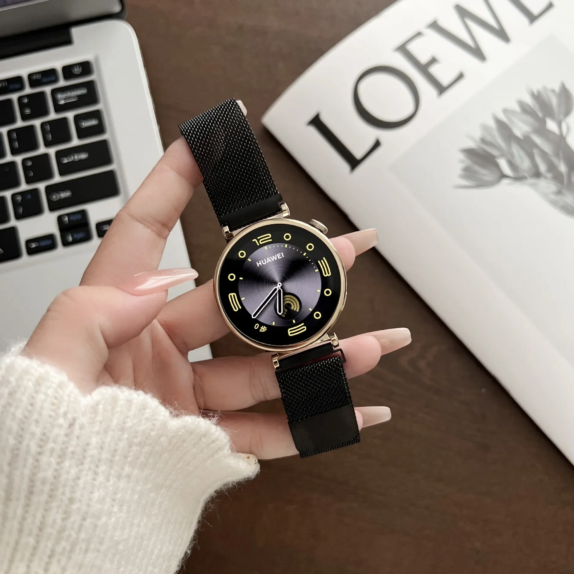 Magnetic Milanese Metal Strap - Elegant Replaceable Wristband