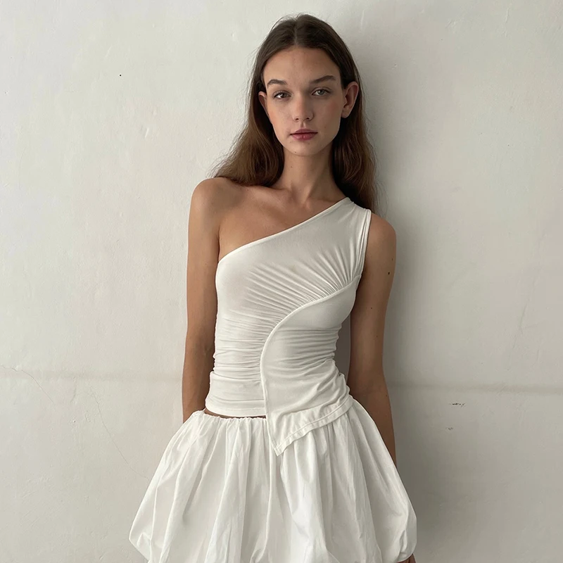 Camisetas de tirantes de verano para mujer, blusa camisola ajustada de color liso sin mangas con un solo hombro, ropa estética