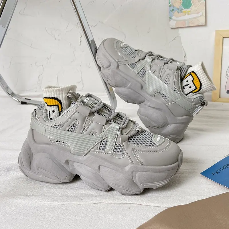 

2022 Women Sneakers Lace-Up Women's casual shoes Comfortable ladies shoes Summer chunky sneakers Fashion Women's sport shoes