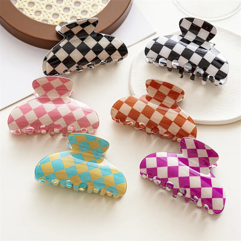 Women Elegant Black White Plaid Hair Claw Large Retro Rectangle Acrylic Hair Clip Girl Colorful Chessboard Grid Hair Accessories custom customized retro light bulb luminous characters make signs 3d acrylic led advertising magic light box letter signs