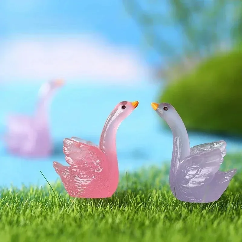 5PCS Mini Fluorescent Swan Ornament Miniature Figures Tiny Swans Resin Handicraft Micro Landscape DIY For Dollhouse Decoration