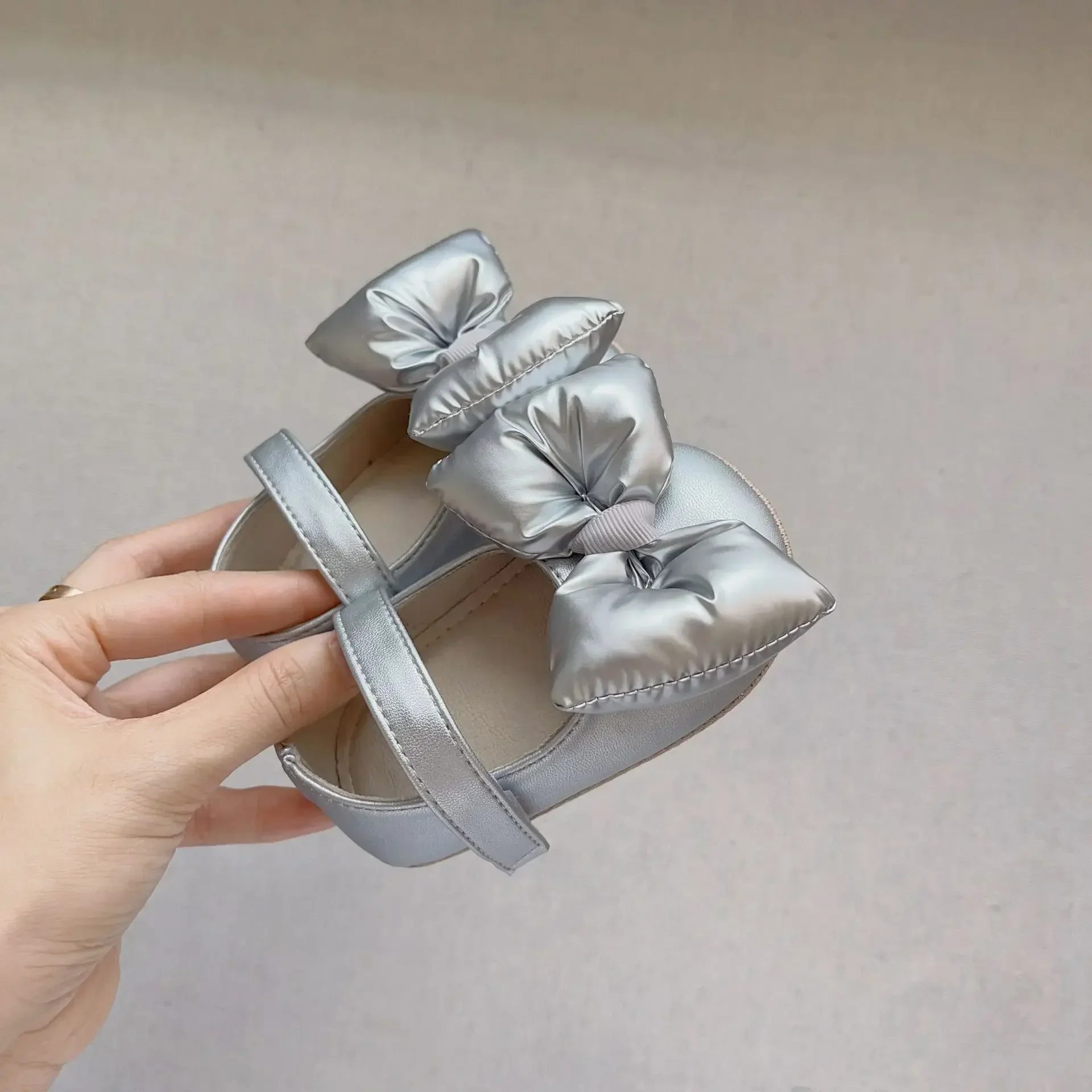 New Toddler Shoes in Autumn Korean Bow Soft Bottom Baby Girl Shoes Surface Anti-slip Baby 4145