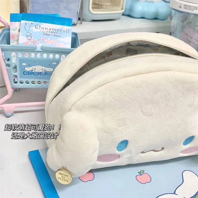 

kawai Cinnamorrolls Pencil Case Cute Plush Cinnamorrolls Pencil Bags Student Pencil Pencil Pencil Case Large Capacity Makeup Bag