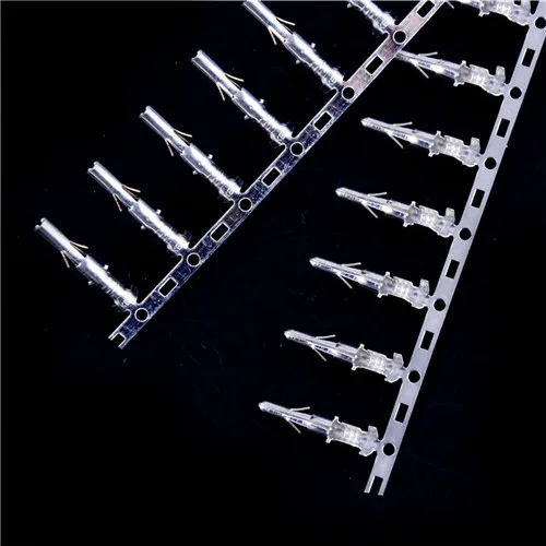 Vue d'ensemble du lot de 10 paires de connecteurs Big Tamiya blancs, parfait pour modélisme RC.