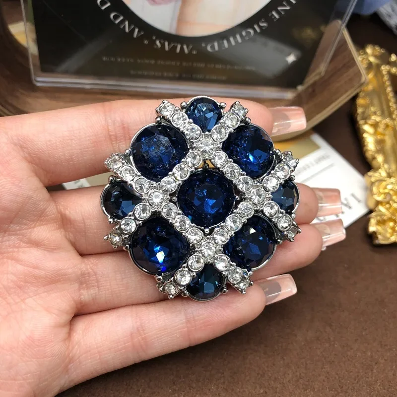 S038a6f879c724f7aa339c7f07c471205h Fashionable Retro Style Pearl Inlaid Zircon Short Necklace Brooch Banquet Party High-End Women Elegant Atmospheric Mallzona