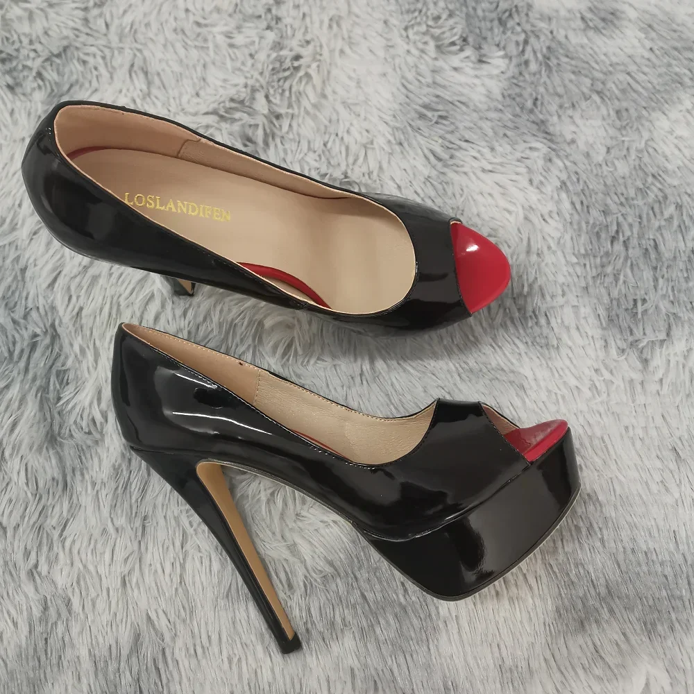 LOSLANDIFEN Women Pumps back view