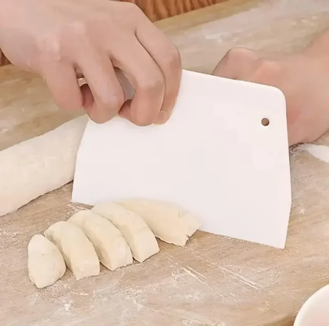 Multipurpose Dough Cutter Scraper 2