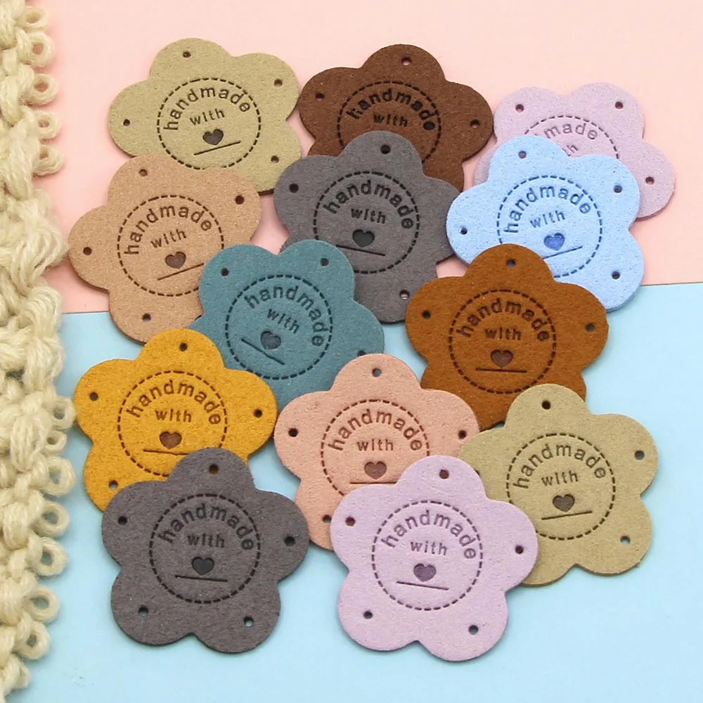 Hand Made Heart Tags For Handmade 20Pcs Square Leather Labels for Clothes  Love Leaf Handmade Label DIY Bags Hats Gifts 25MM