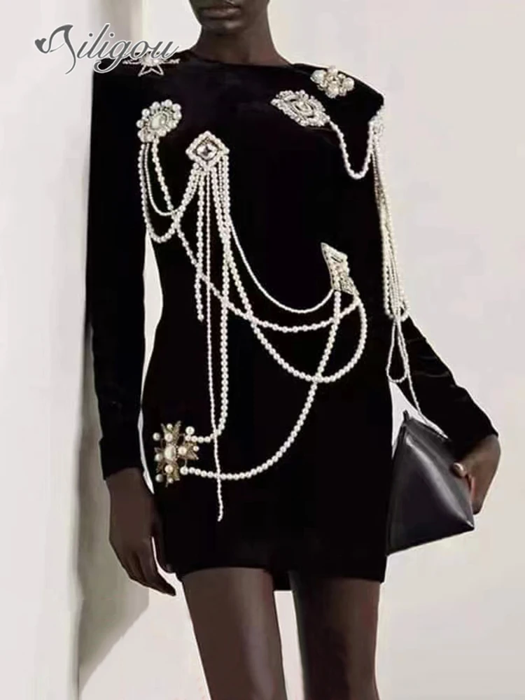 

Ailigou 2023 Designer Fashion Women's Luxury Pearl Chain Diamond Ball Velvet Sexy Long Sleeve Skinny Celebrity Party Mini Dress
