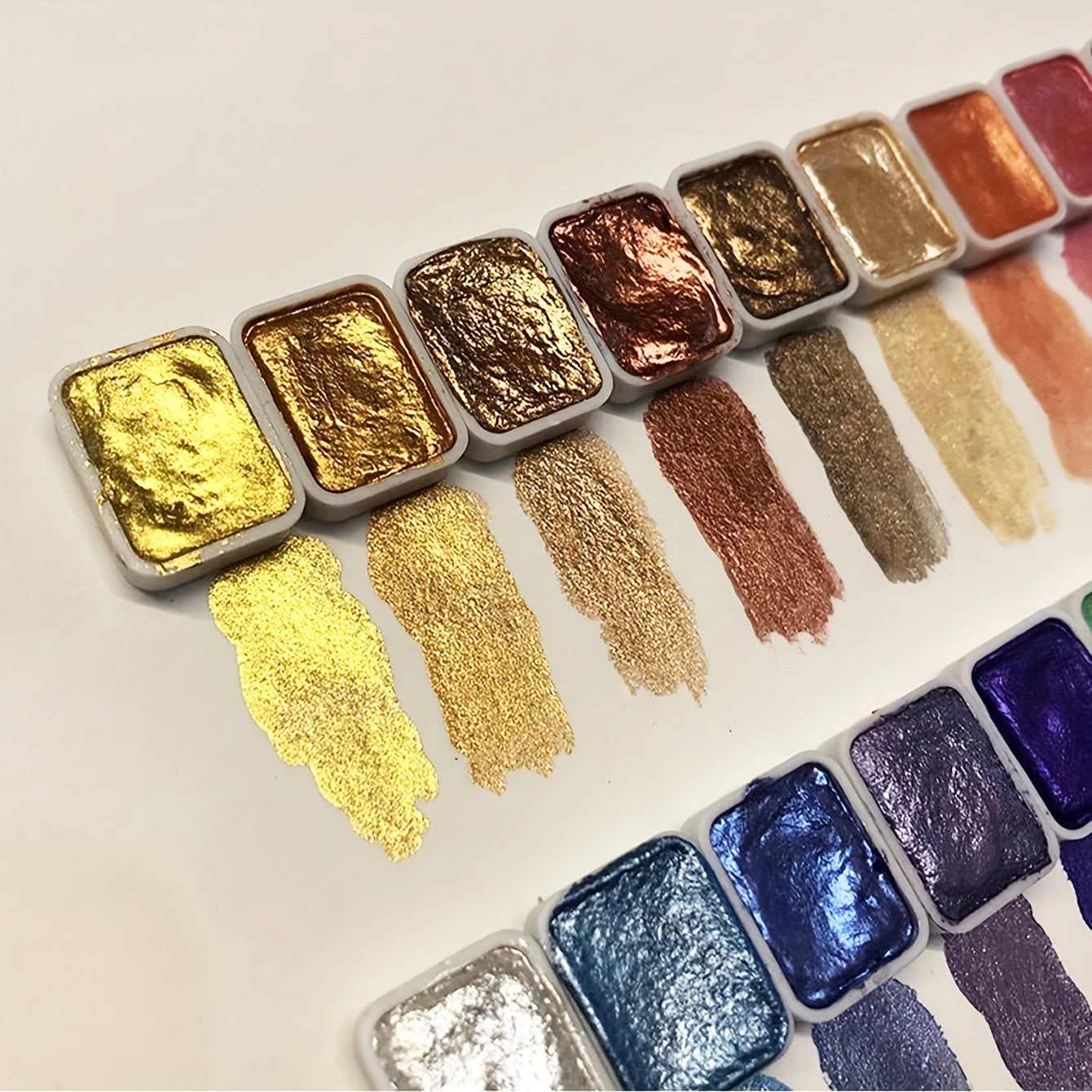 Pearl Light watercolor set, 24 bright colors, fade resistant, perfect for Chinese art, thangka, calligraphy and painting - sturd 5