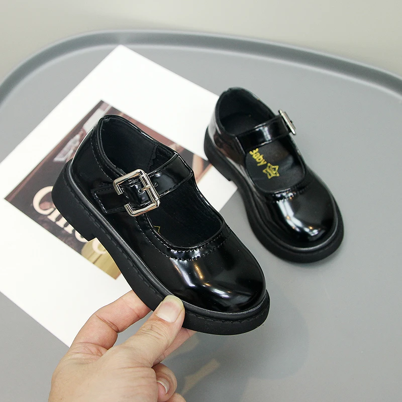 

Children Leather Shoes for Girls Glossy Simple Versatile UK Uniform School Shoes Kids Fashion Shallow Loafer Black Non-slip 2023
