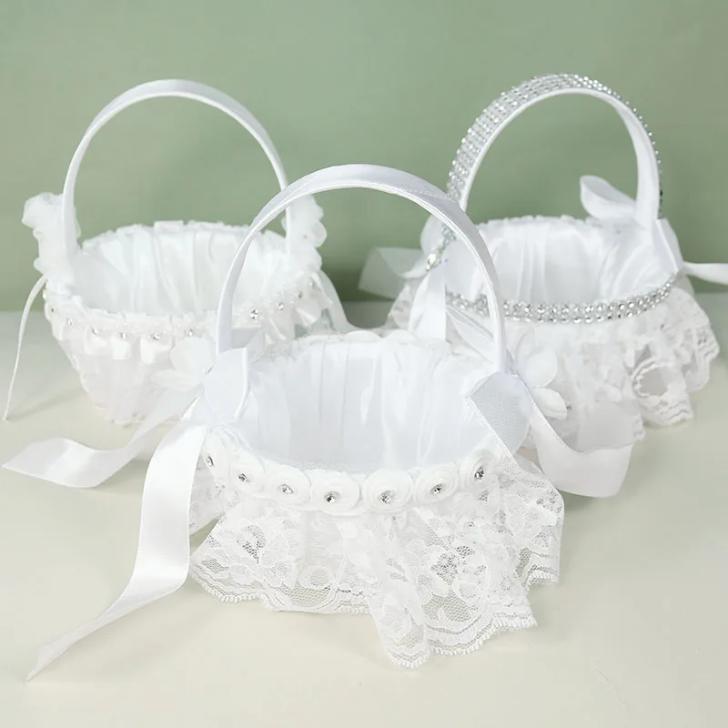 

Wedding Flower Basket Flower Girl Basket Lace Pearl Romantic White Rhinestone Decoration to Wedding Ceremony Party Basket