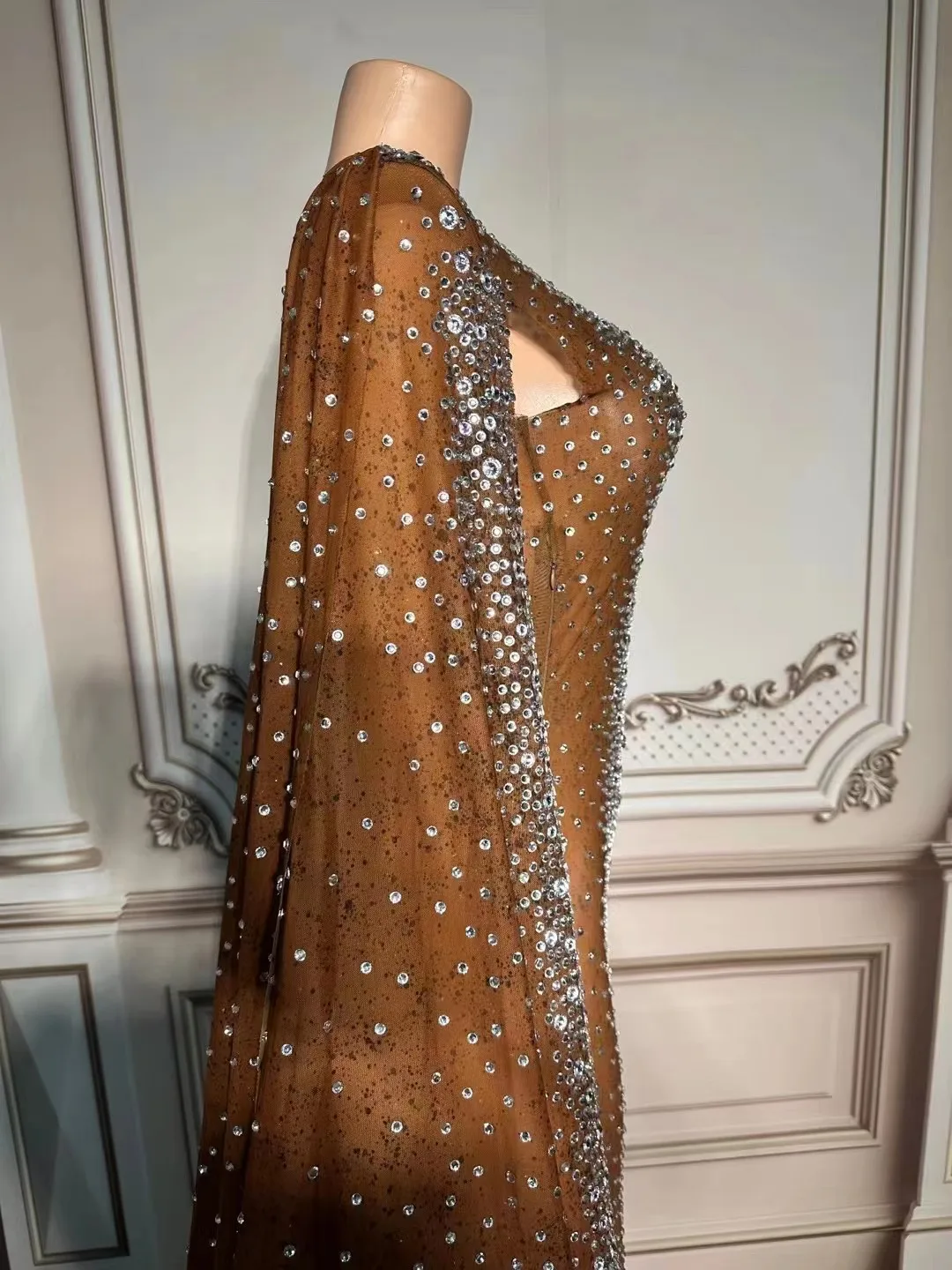 Рисунок 4 - Роскошный Дубайский дизайн накидка